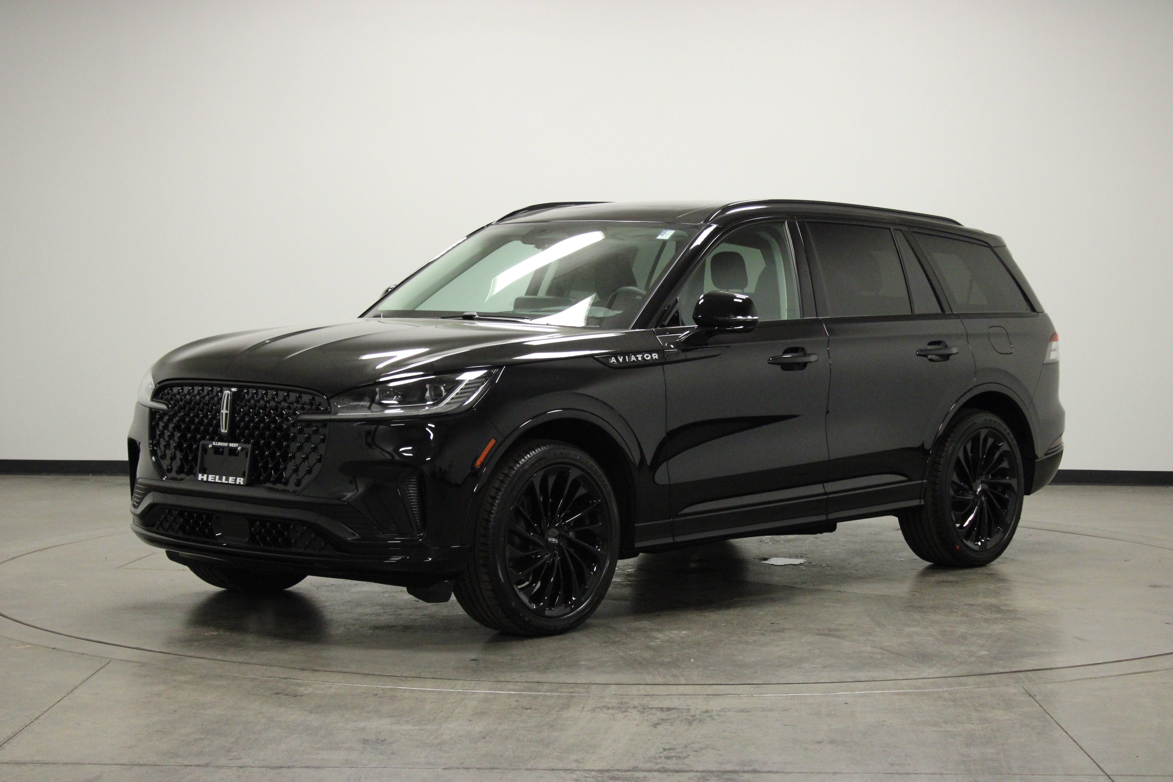 New 2026 Lincoln Aviator Reserve w/ Jet Appearance Package image 4