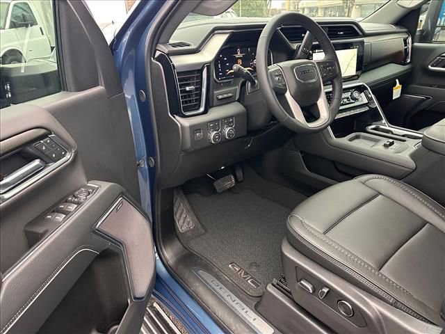 New 2026 GMC Sierra 2500 Denali w/ Denali Reserve Package image 17