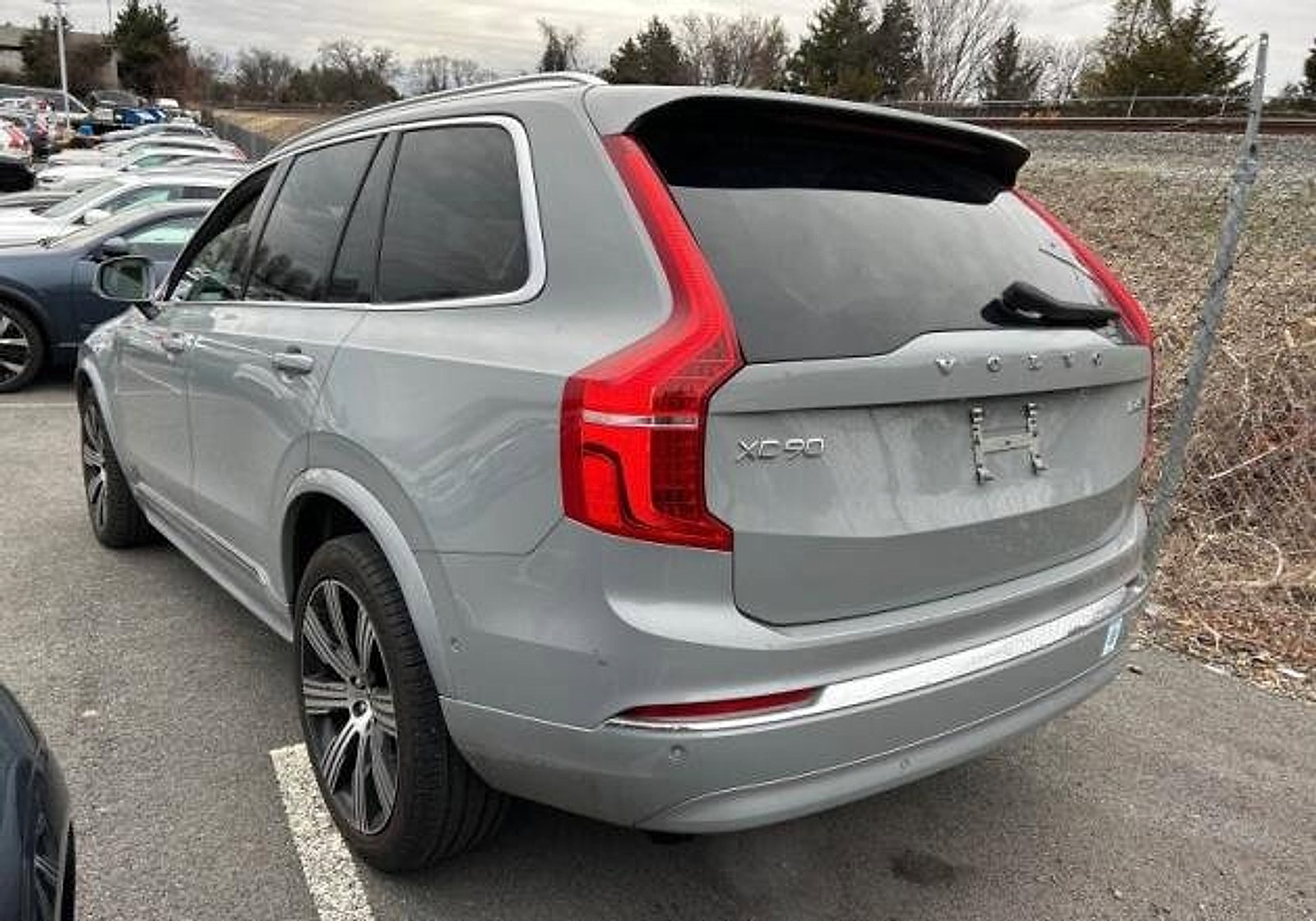 Certified 2024 Volvo XC90 B6 Plus image 5