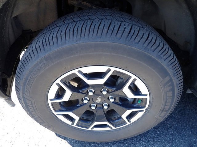 Used 2023 Ford F150 Lightning XLT image 9