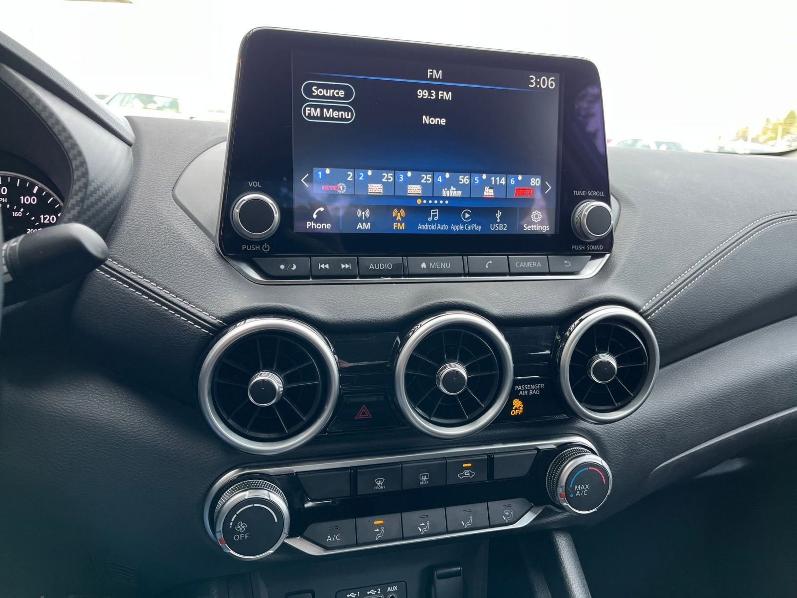 Used 2025 Nissan Sentra SV image 20