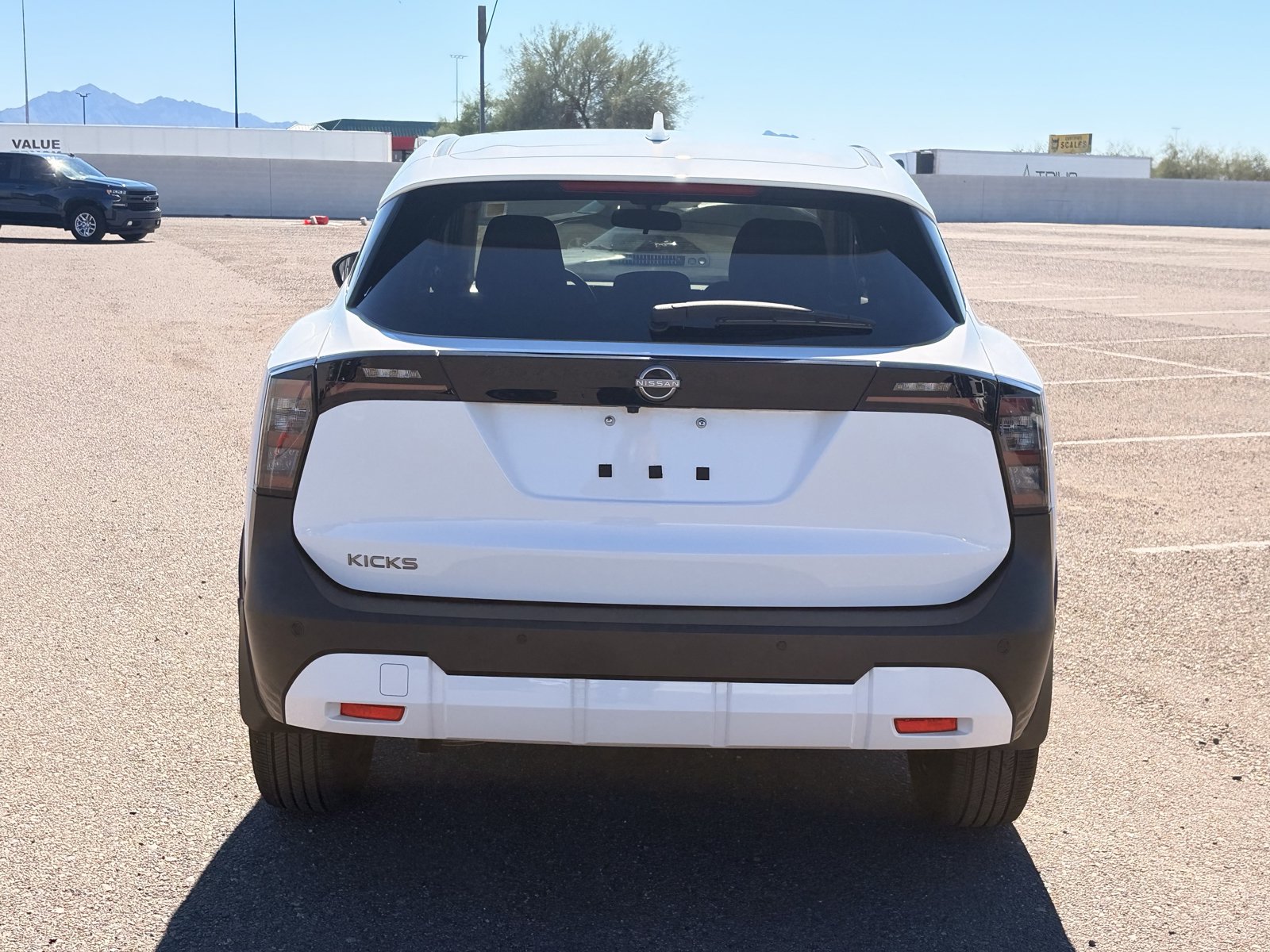 Used 2025 Nissan Kicks SV FWD image 10