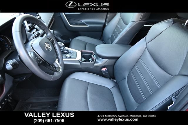 Used 2021 Toyota RAV4 Limited AWD/4WD image 14