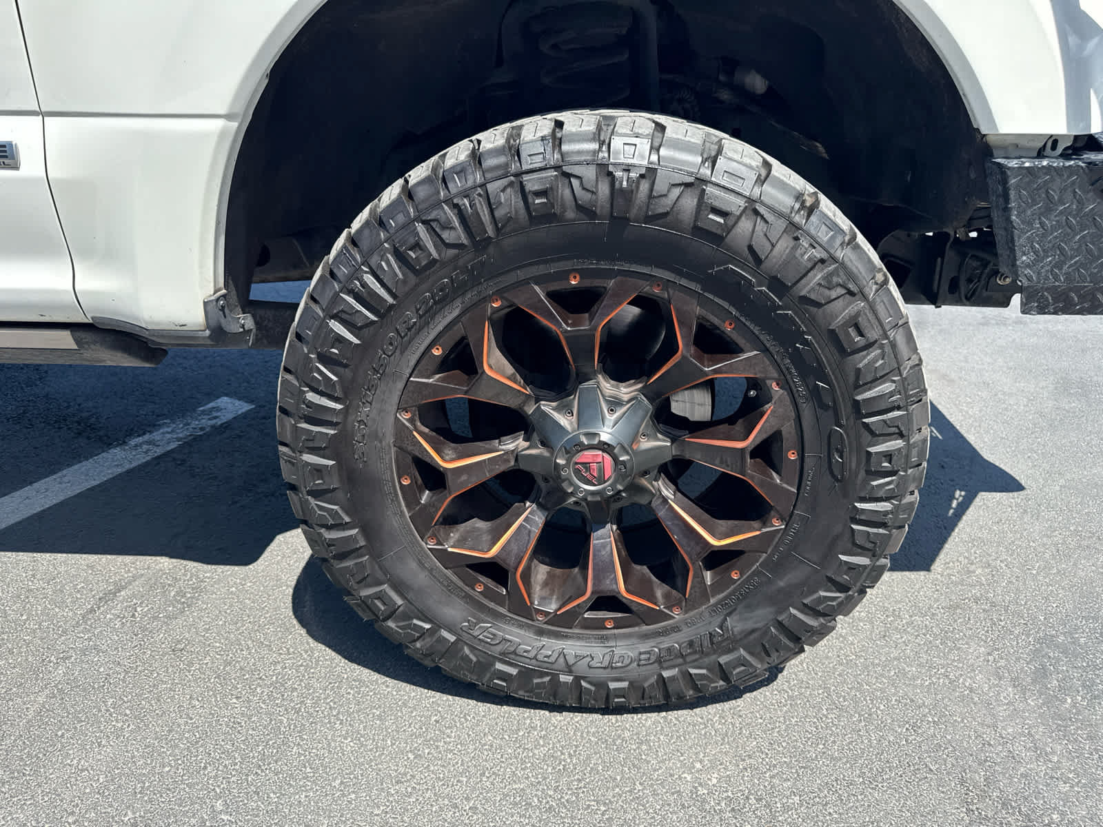 Used 2020 Ford F350 Limited AWD/4WD image 15