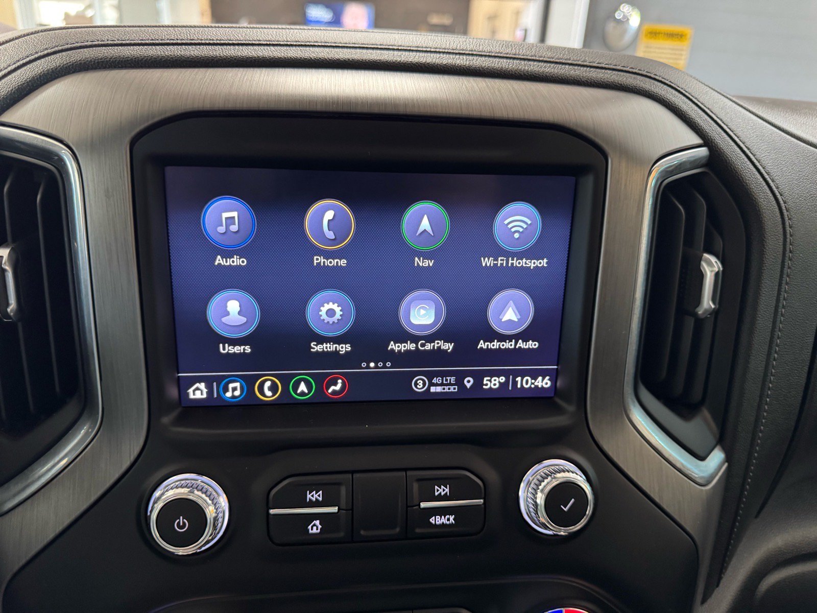 Used 2022 GMC Sierra 2500 Denali w/ Denali Ultimate Package AWD/4WD image 27