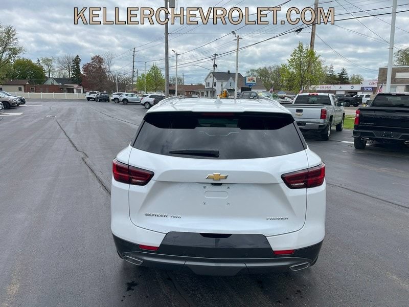 Certified 2024 Chevrolet Blazer Premier w/ Driver Confidence II Package AWD/4WD image 10