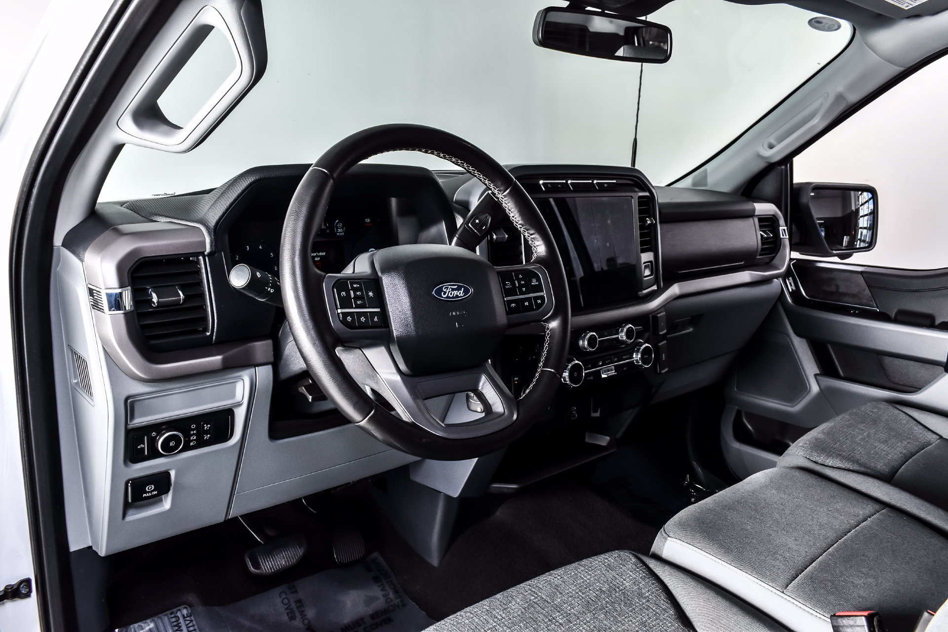 Used 2024 Ford F150 XLT w/ Tow/Haul Package AWD/4WD image 14