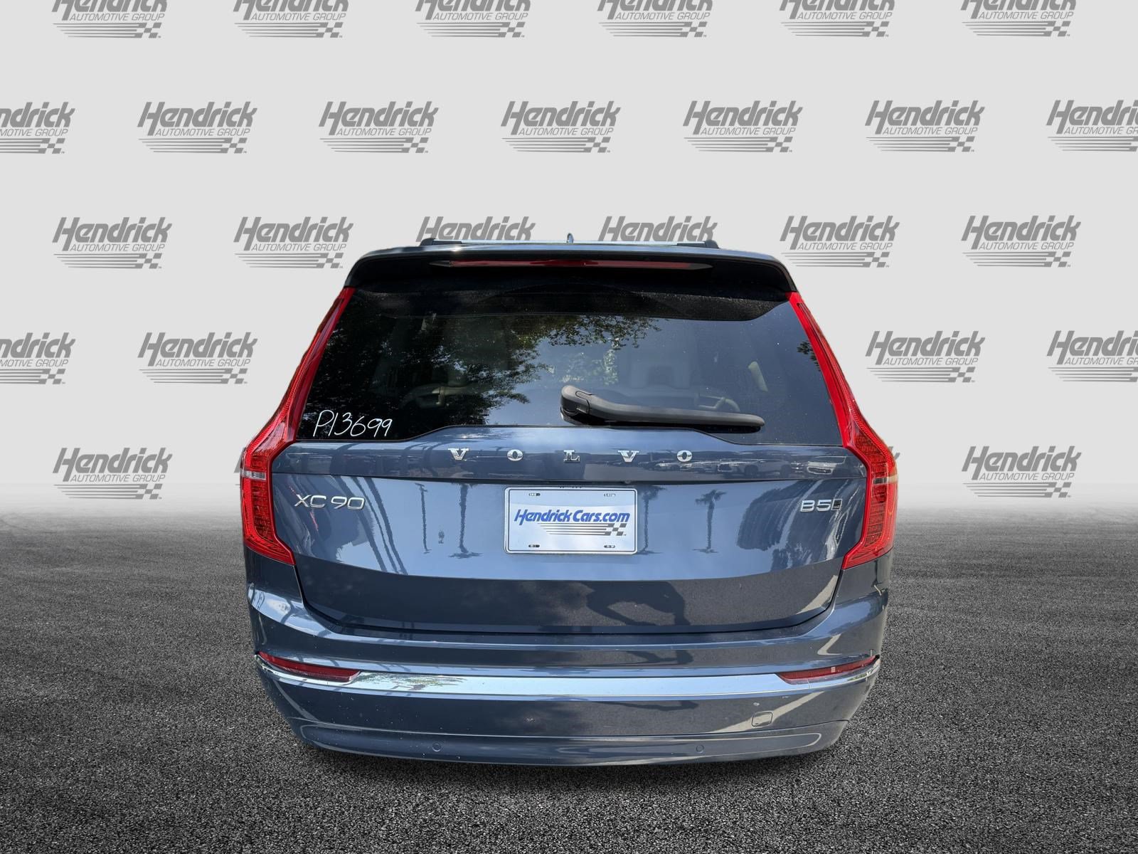 Used 2025 Volvo XC90 B5 Ultra w/ Protection Package AWD/4WD image 8