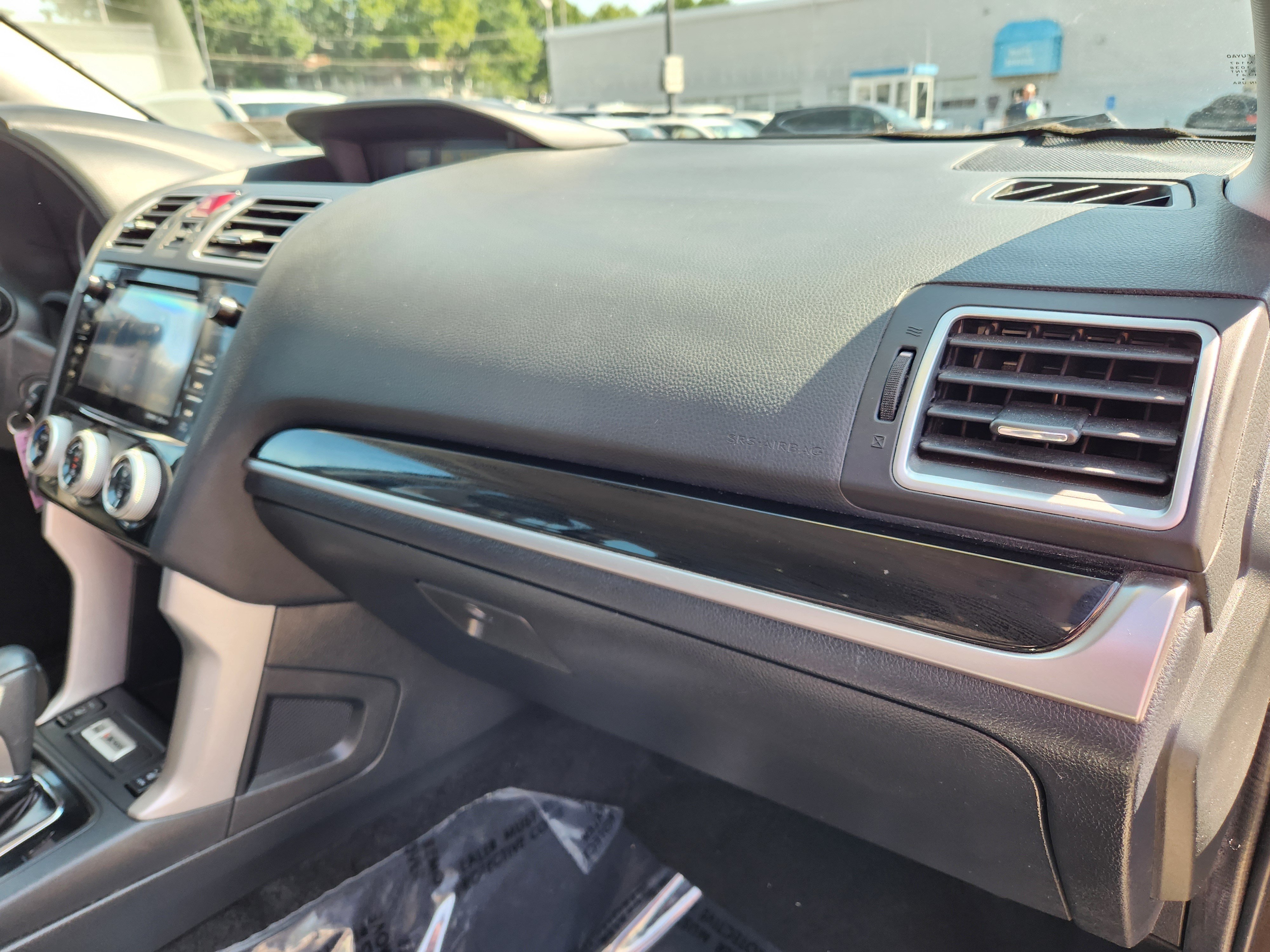 Used 2018 Subaru Forester 2.5i Premium AWD/4WD image 17