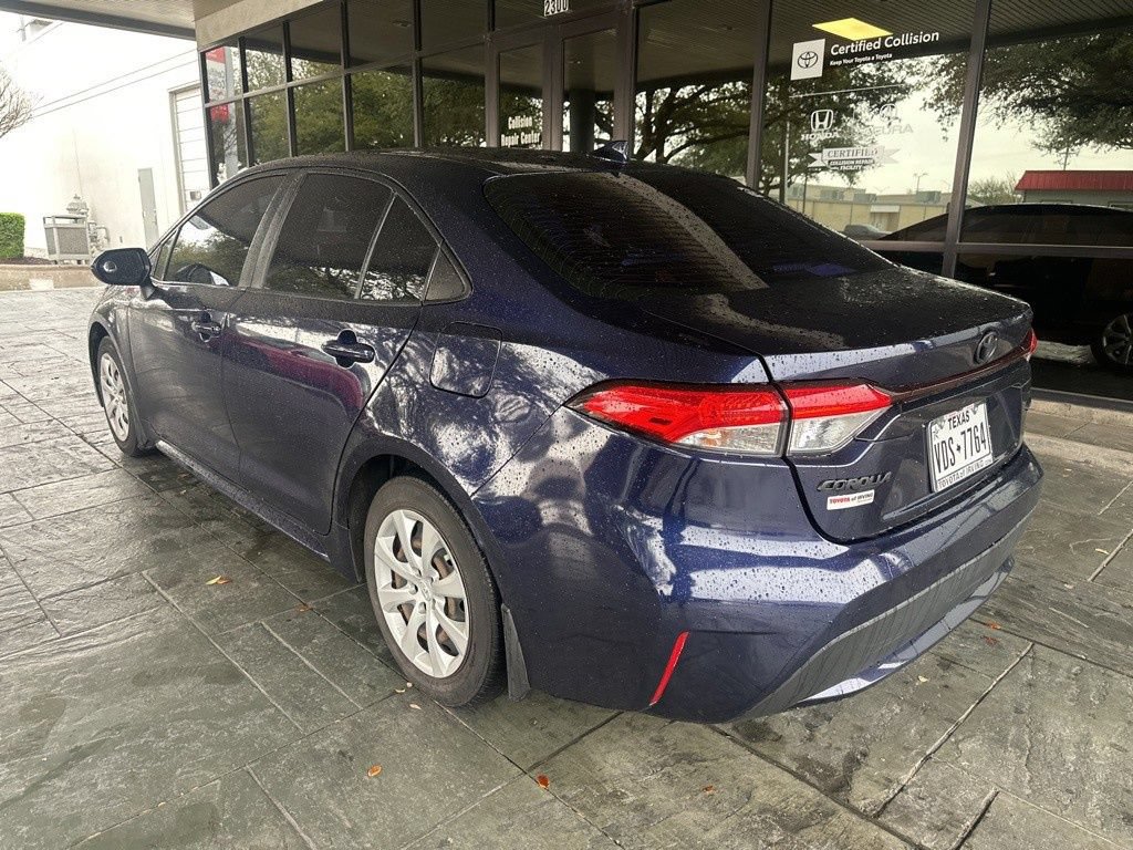 Used 2021 Toyota Corolla LE FWD image 7