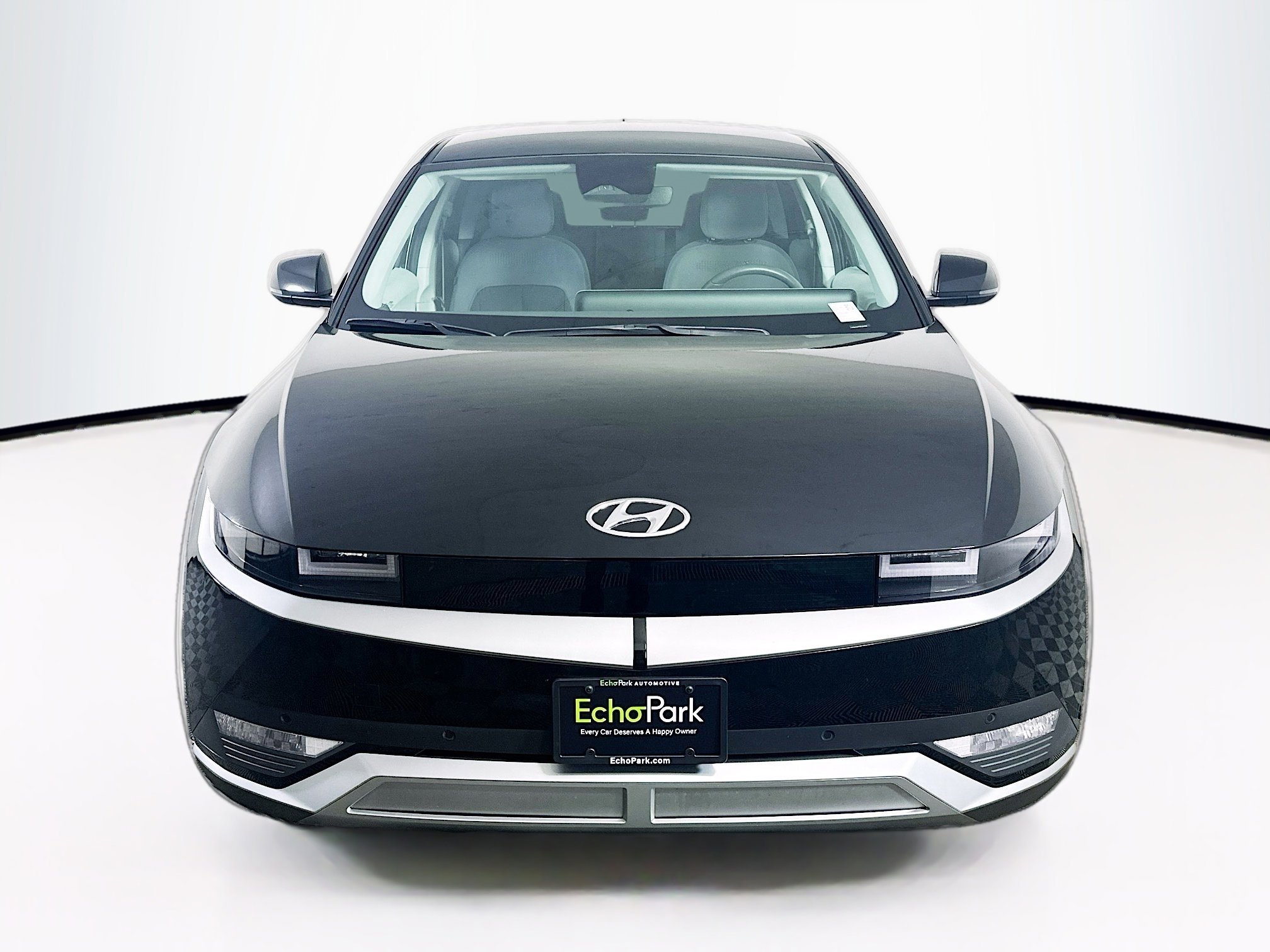 Used 2024 Hyundai Ioniq 5 SEL image 2