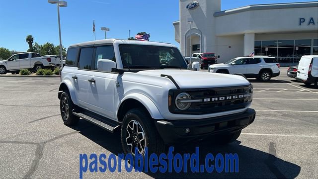 New 2026 Ford Bronco Outer Banks AWD/4WD image 1
