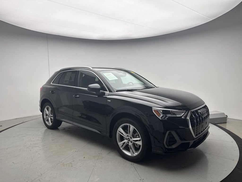 Used 2022 Audi Q3 2.0T Premium Plus AWD/4WD image 25