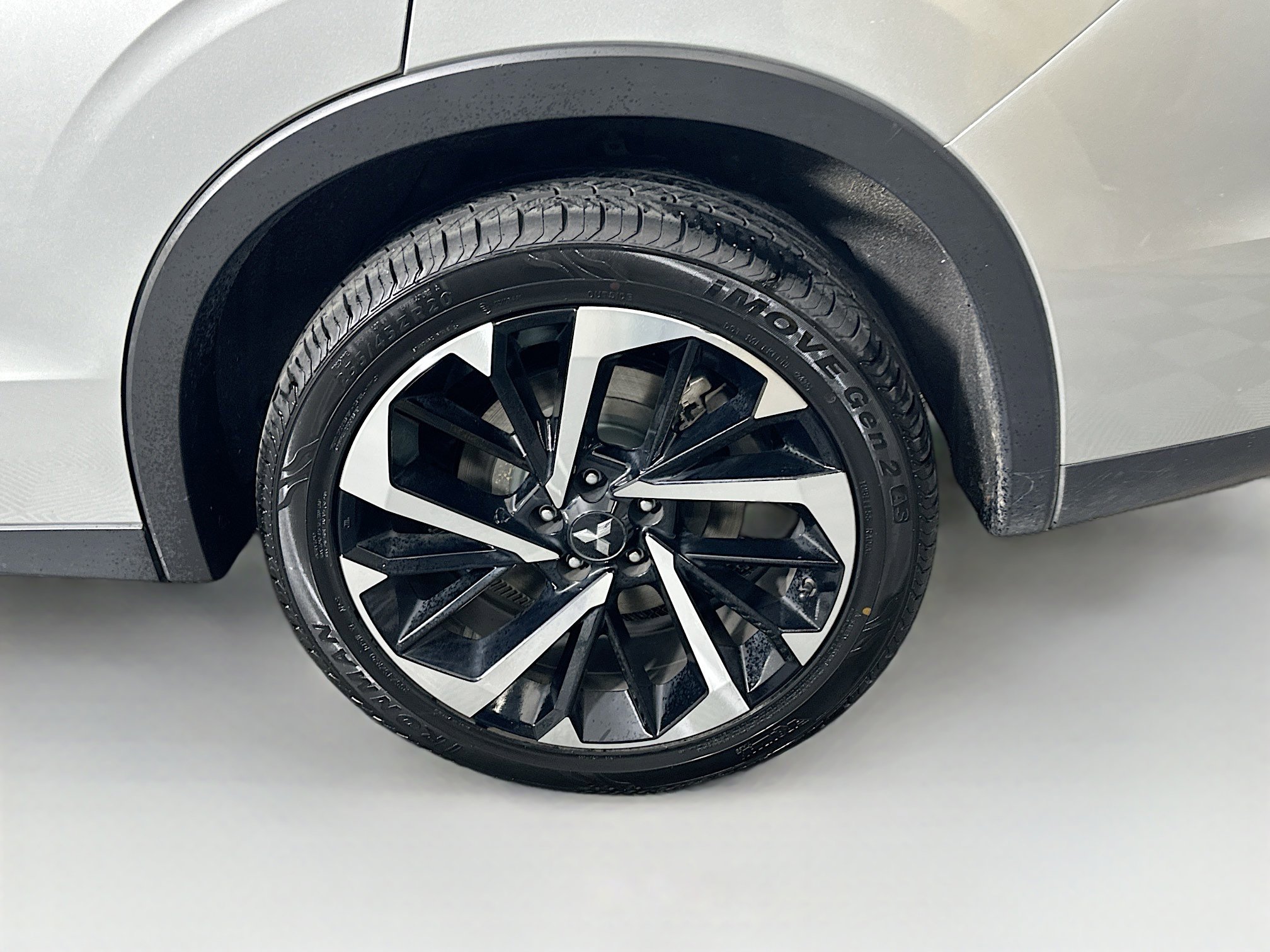 Used 2024 Mitsubishi Outlander SE image 11