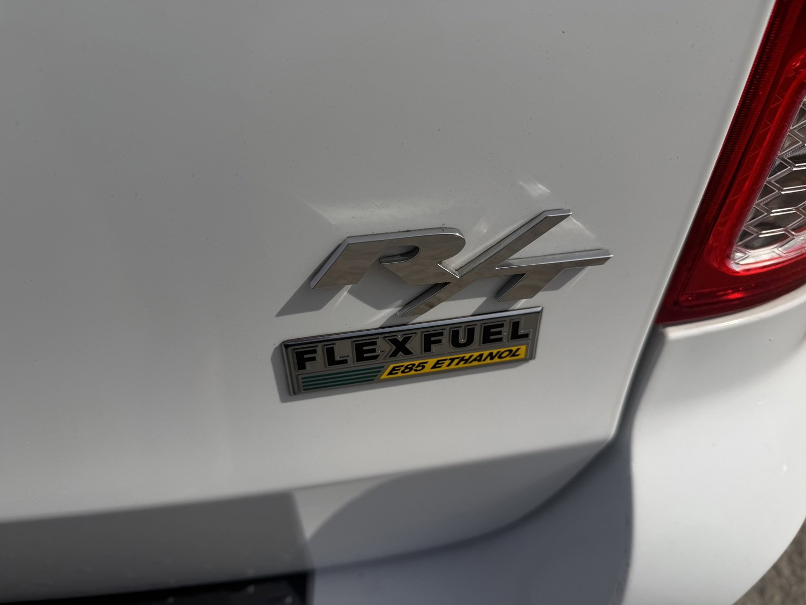 Used 2016 Dodge Grand Caravan R/T image 26