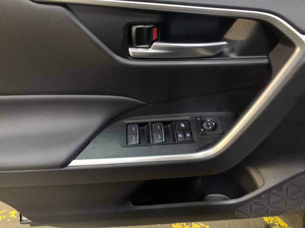 Used 2024 Toyota RAV4 XLE image 13
