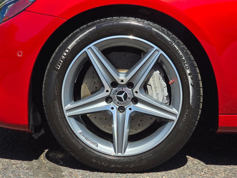 Used 2019 Mercedes-Benz E 300 w/ Premium 1 Package image 38