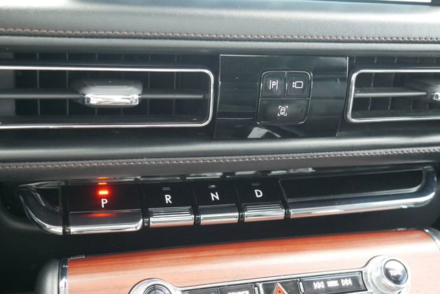 Used 2022 Lincoln Aviator Reserve w/ Equipment Group 201A image 24