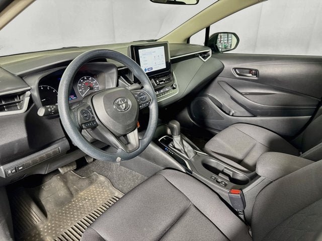 Used 2024 Toyota Corolla LE FWD image 9