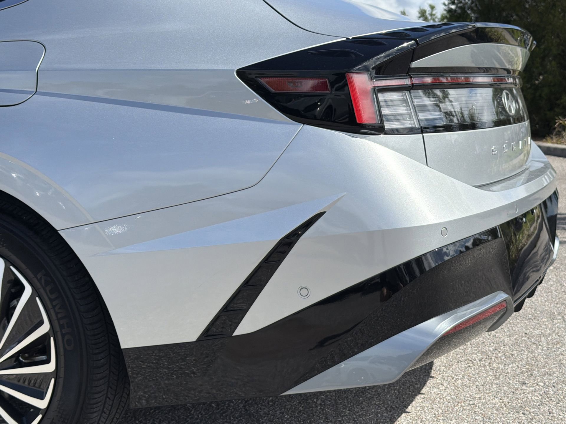 Used 2024 Hyundai Sonata Limited image 10