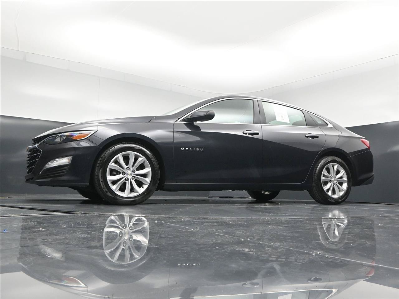 Used 2023 Chevrolet Malibu LT FWD image 28