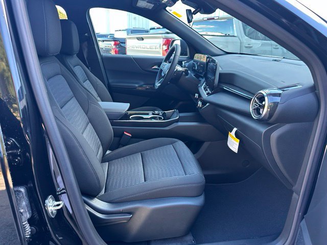 New 2027 Chevrolet Equinox LT w/ Midnight Edition AWD/4WD image 16