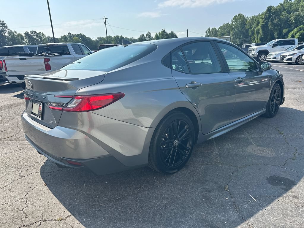 Used 2025 Toyota Camry SE w/ Convenience Package FWD image 6