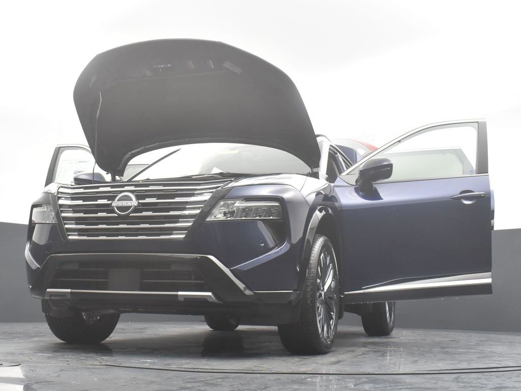 Certified 2025 Nissan Rogue Platinum w/ Platinum Premium Package image 35