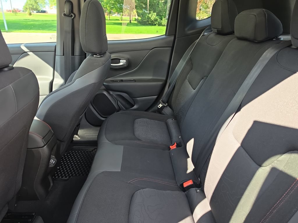 Used 2023 Jeep Renegade Trailhawk w/ Sun/Sound Group AWD/4WD image 27