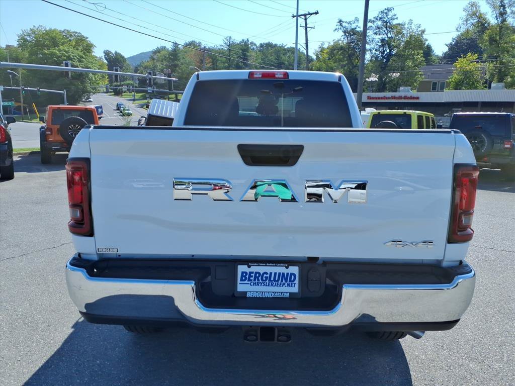 New 2026 RAM 2500 Tradesman w/ Chrome Appearance Group AWD/4WD image 5