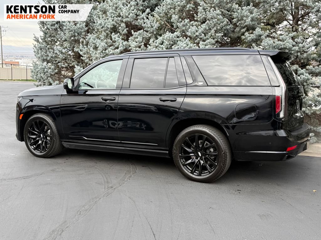 Used 2024 Cadillac Escalade Sport Platinum w/ LPO, ONYX Package image 5