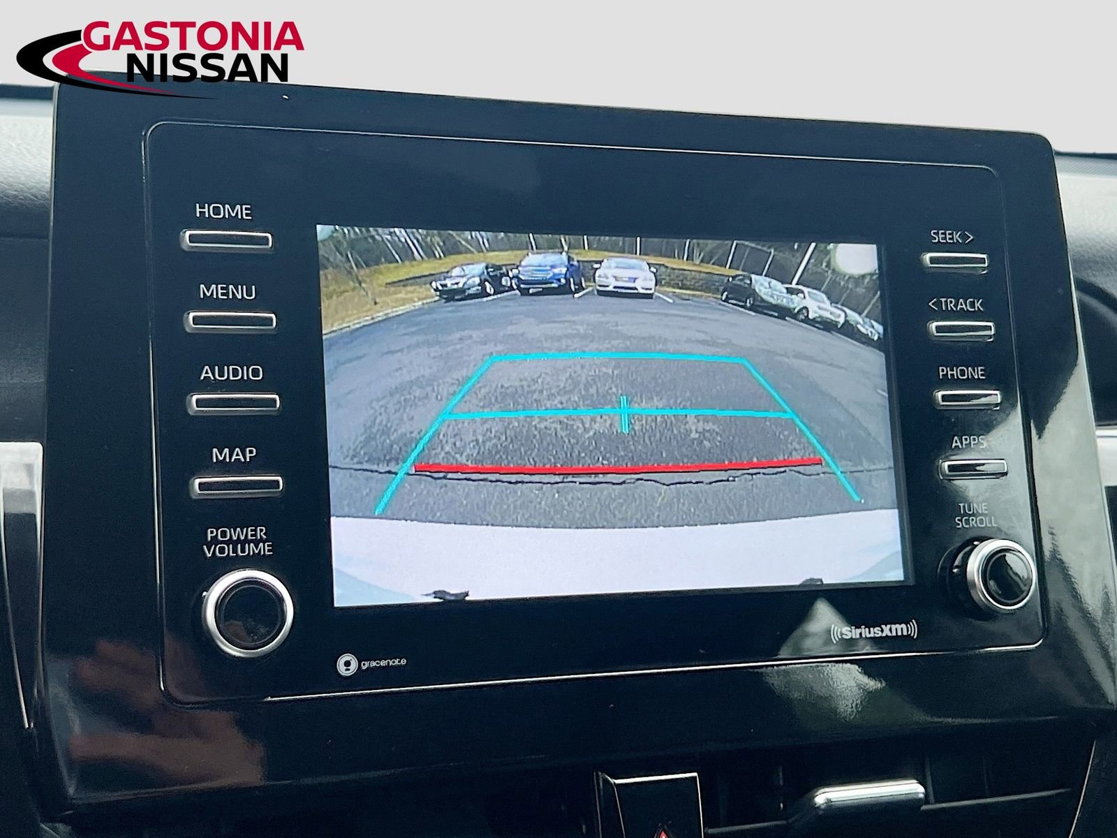 Used 2023 Toyota Camry SE image 18