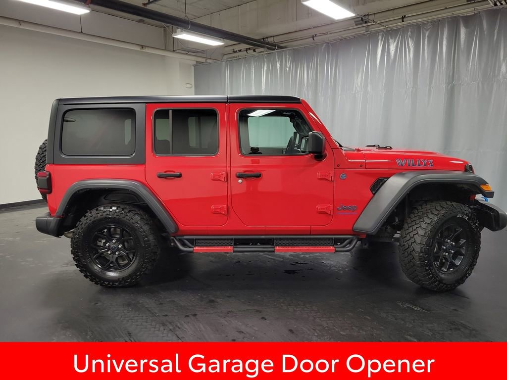Used 2024 Jeep Wrangler Unlimited image 9