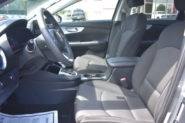 Used 2024 Kia Forte LXS FWD image 13