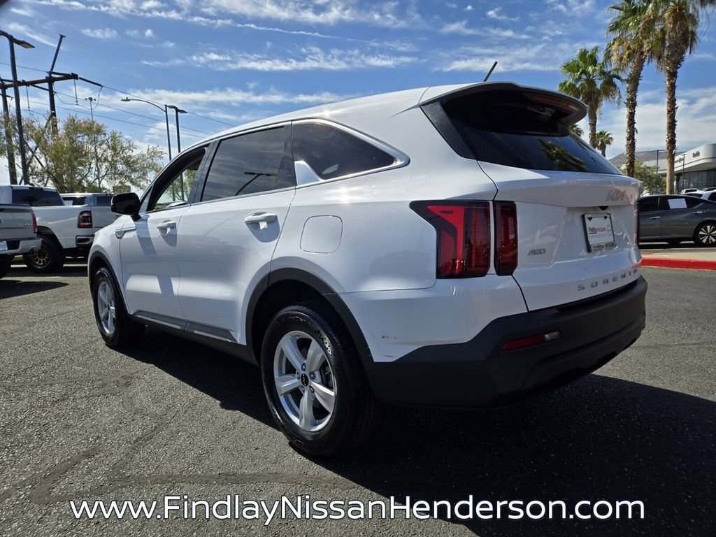 Used 2022 Kia Sorento LX AWD/4WD image 4
