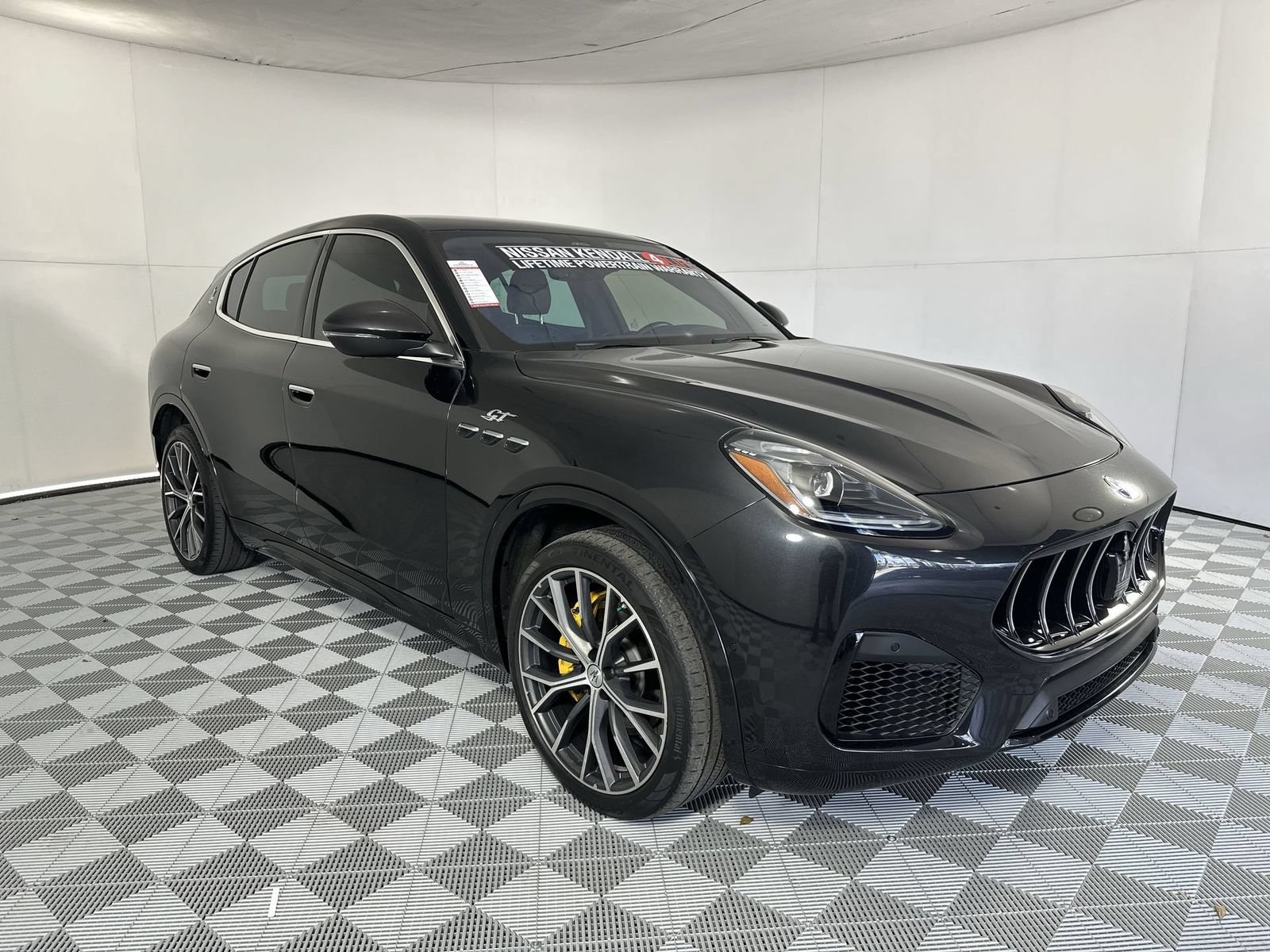 Used 2023 Maserati Grecale GT AWD/4WD image 2