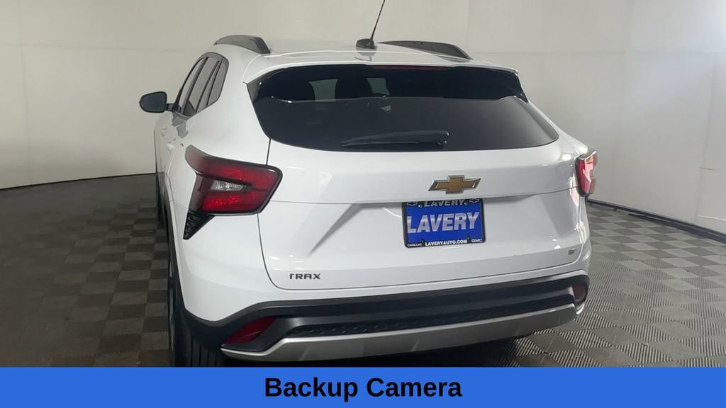 Used 2024 Chevrolet Trax LT w/ Driver Confidence Package FWD image 5