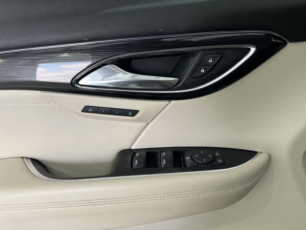 Used 2021 Buick Envision Essence image 21