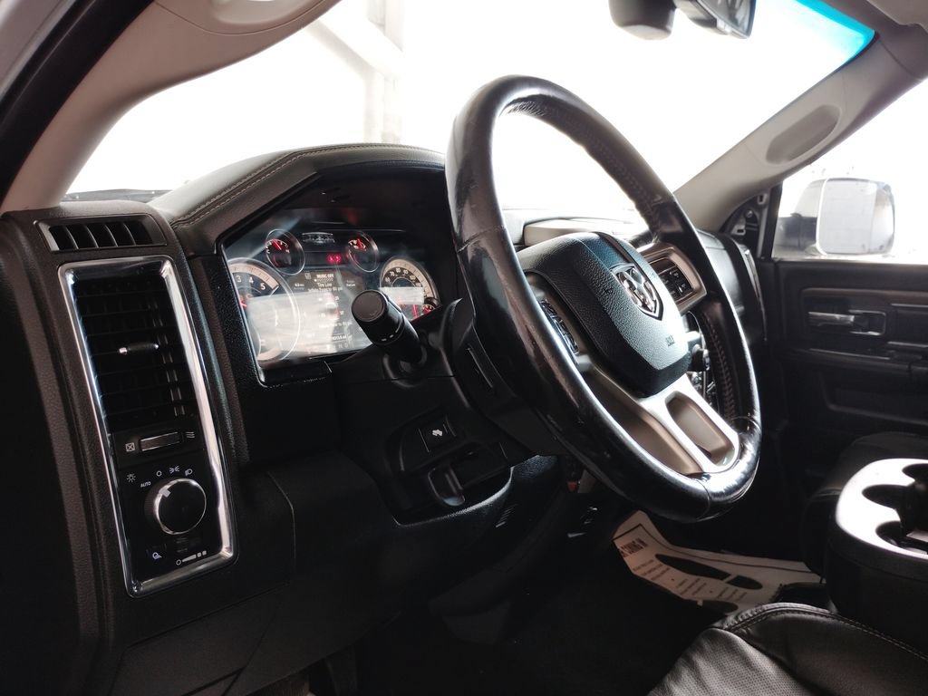 Used 2018 RAM 2500 Laramie w/ Convenience Group AWD/4WD image 24