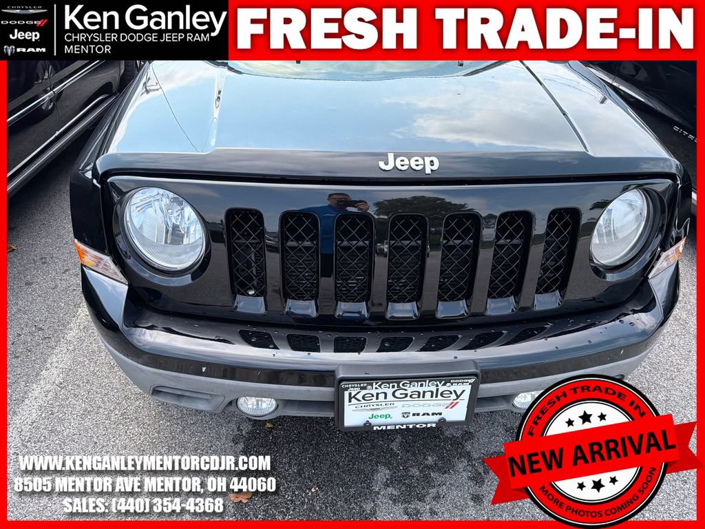 Used 2014 Jeep Patriot Latitude w/ Sun/Sound Group AWD/4WD image 13