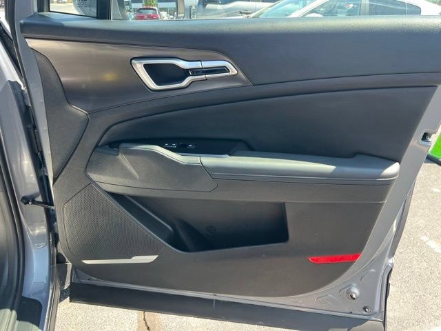 Certified 2025 Kia Sportage EX AWD/4WD image 35