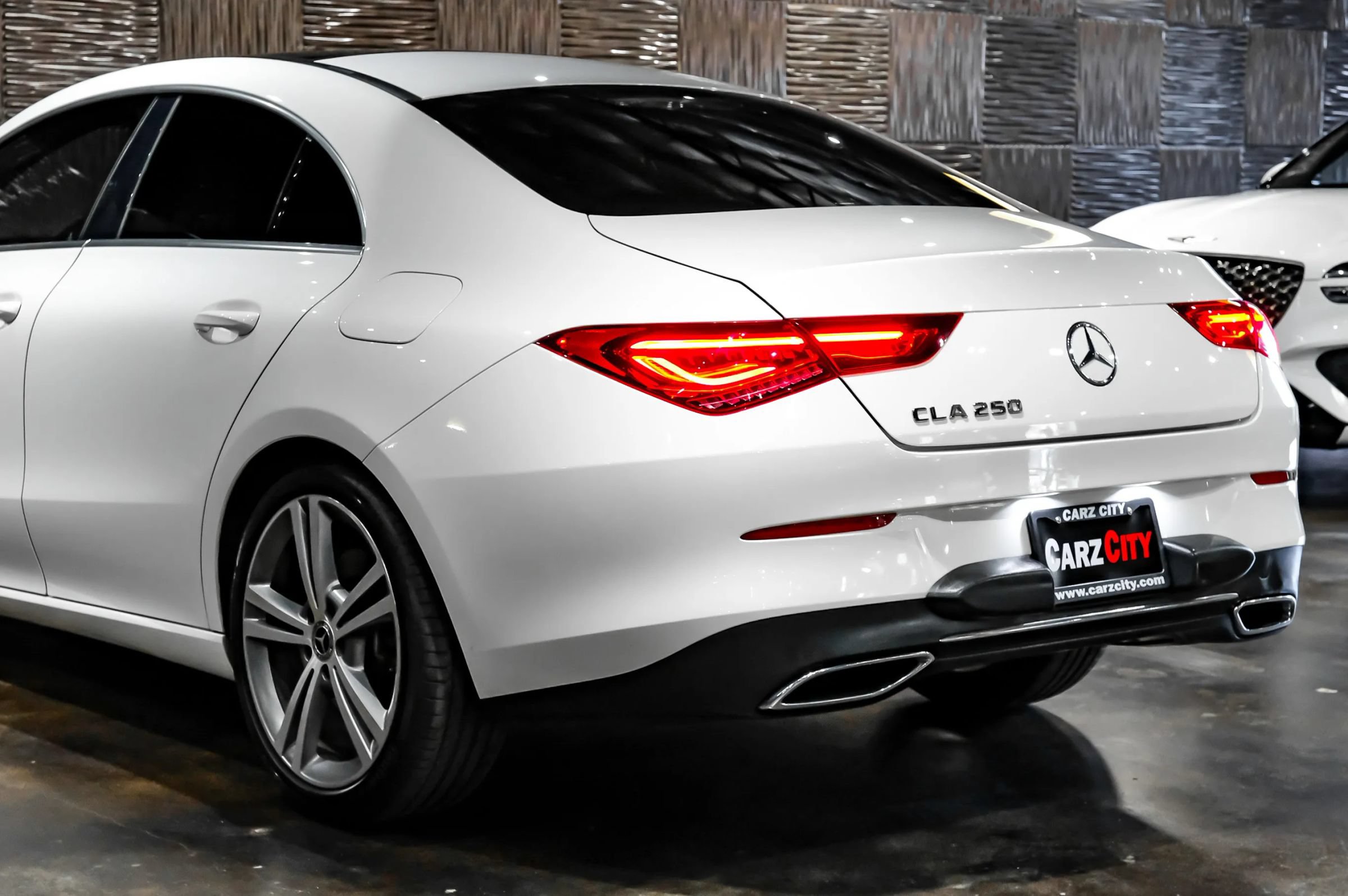 Used 2020 Mercedes-Benz CLA 250 image 14