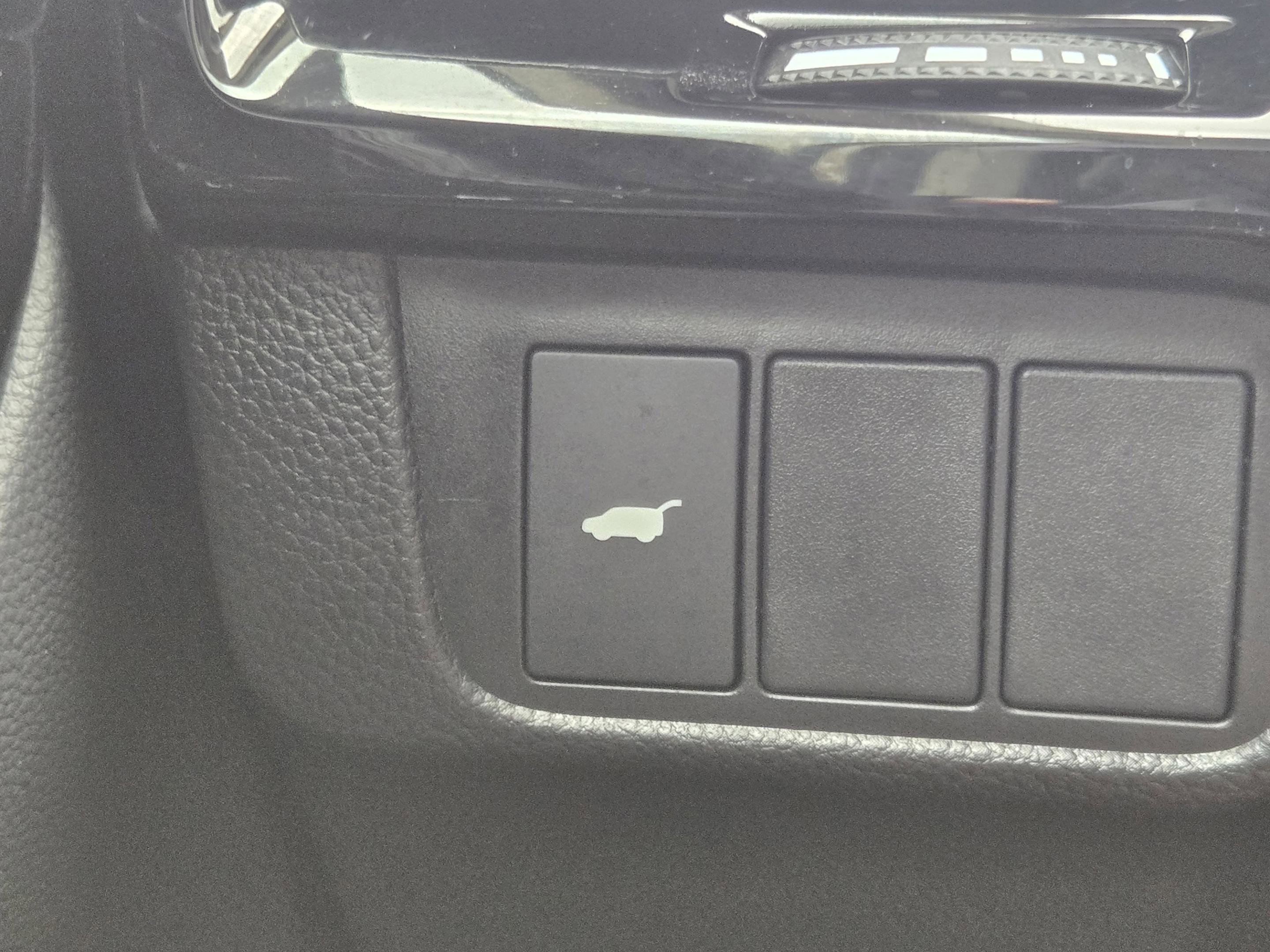 Certified 2026 Honda CR-V EX-L image 17
