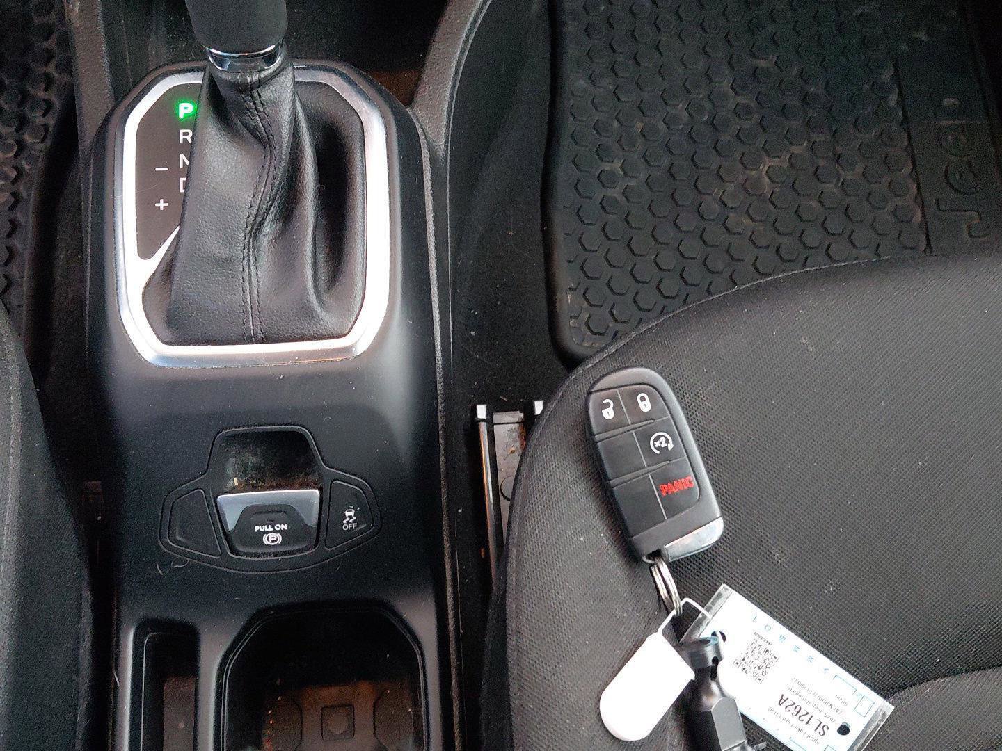 Used 2020 Jeep Renegade Latitude w/ Cold Weather Group AWD/4WD image 26