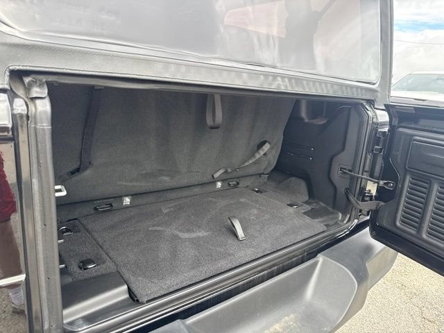Used 2025 Jeep Wrangler Sport AWD/4WD image 11