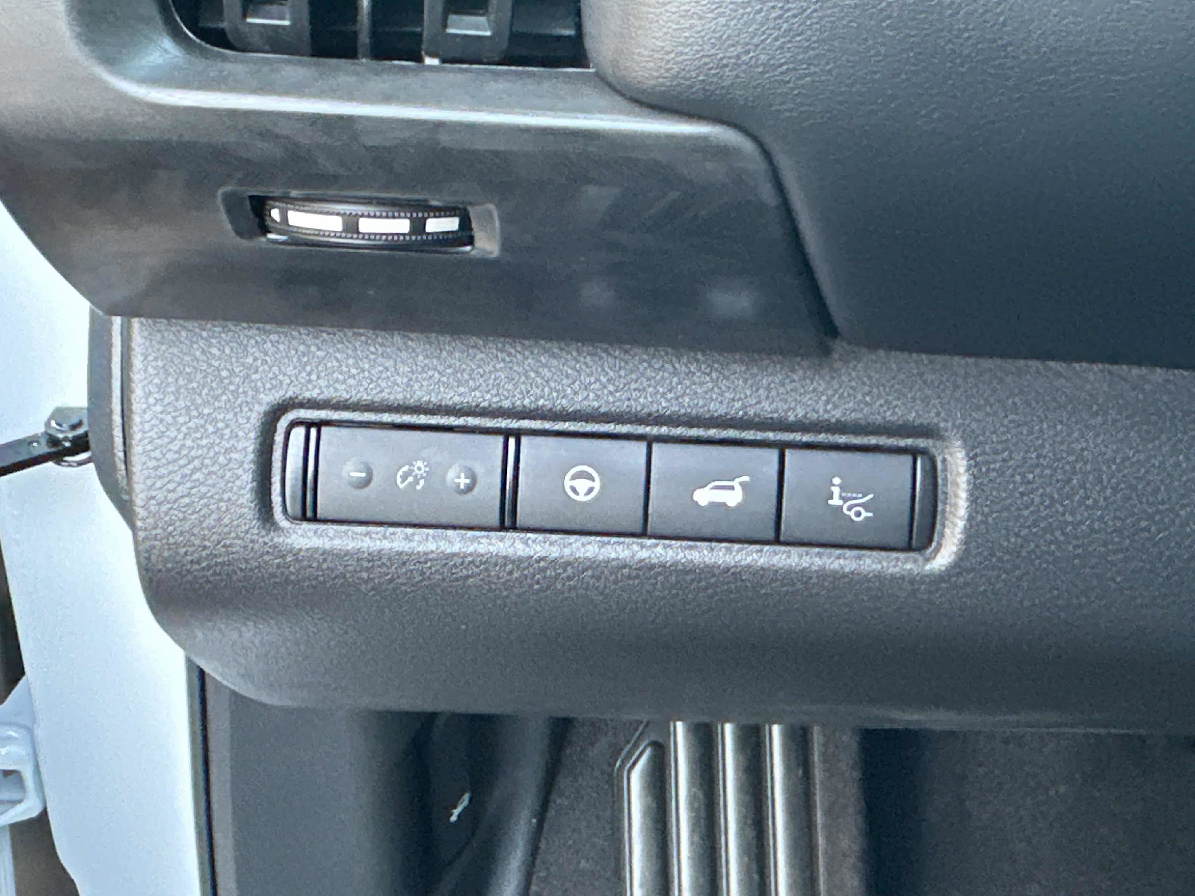 New 2026 Nissan Pathfinder Platinum AWD/4WD image 22