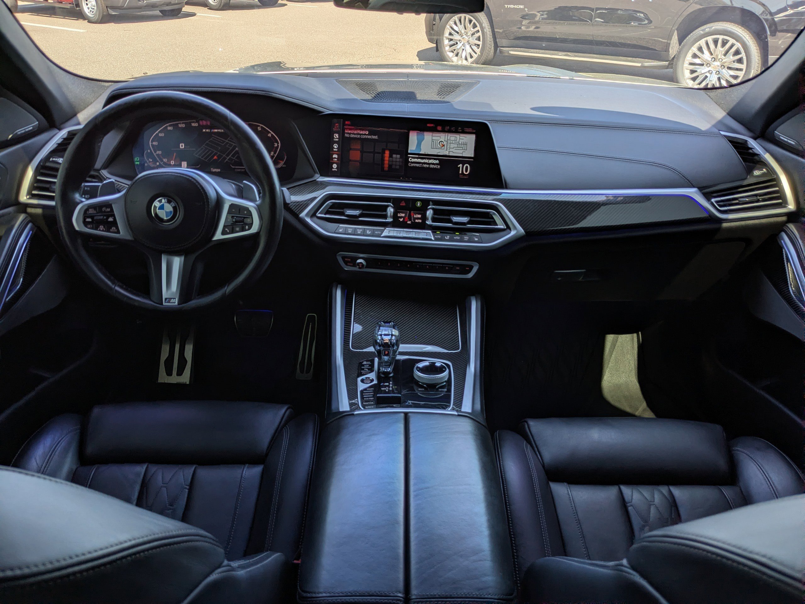 Used 2020 BMW X6 M50i w/ Executive Package image 16