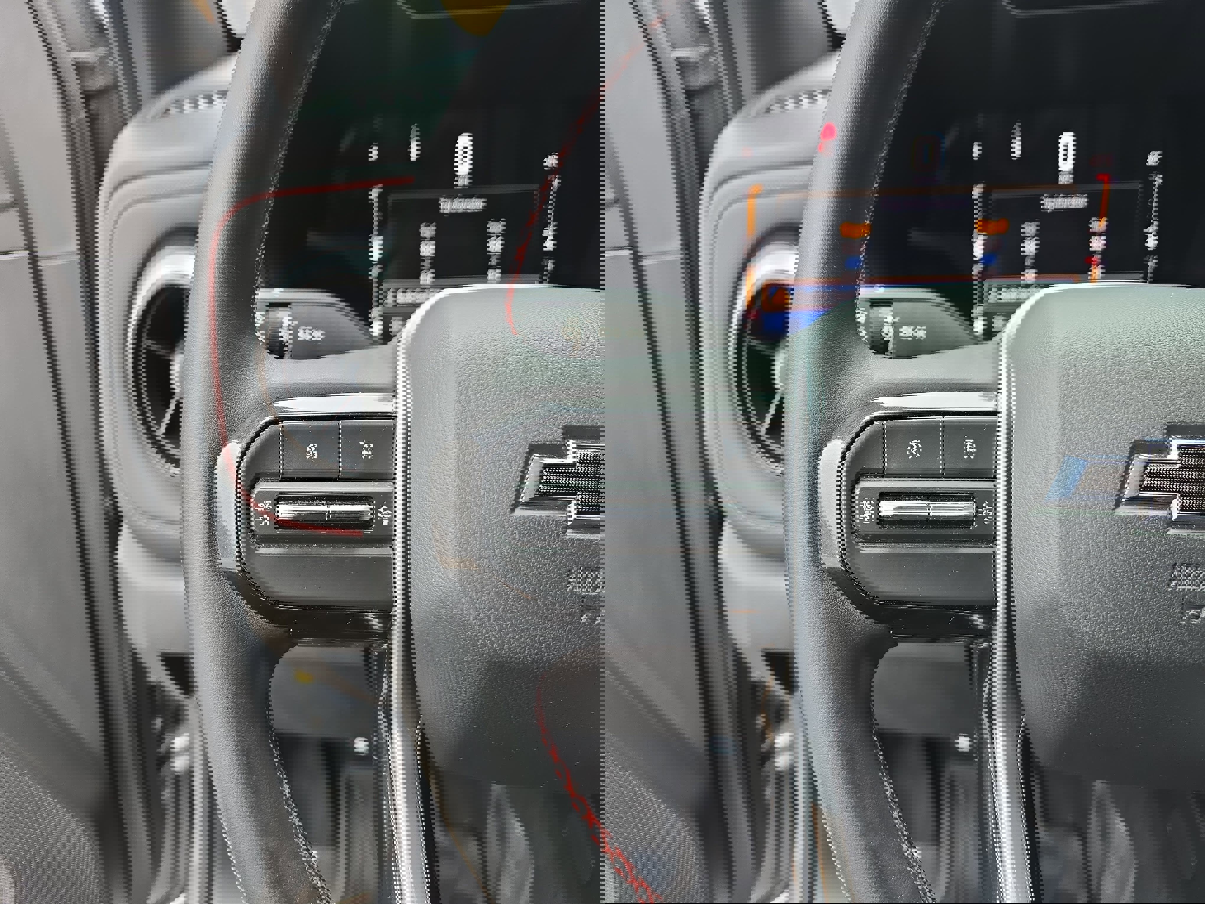 Used 2023 Chevrolet Colorado Z71 w/ Z71 Convenience Package 2 image 16