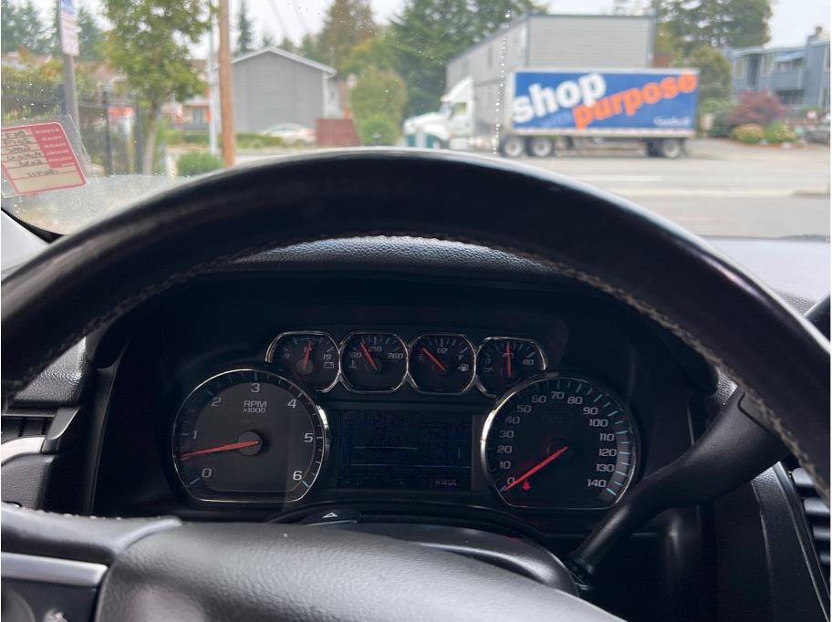 Used 2017 GMC Yukon XL SLT image 9