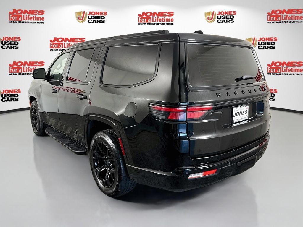 Used 2025 Jeep Wagoneer Series II AWD/4WD image 2